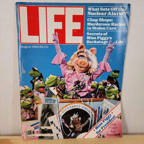Life Magazine Muppets August 1980 - Picture 1 of 3